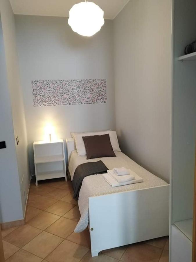 The Holiday House Hotel Santeramo in Colle Exterior foto