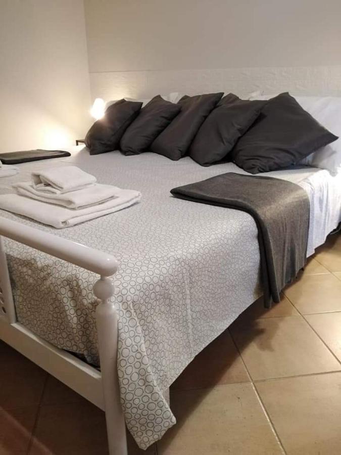 The Holiday House Hotel Santeramo in Colle Exterior foto