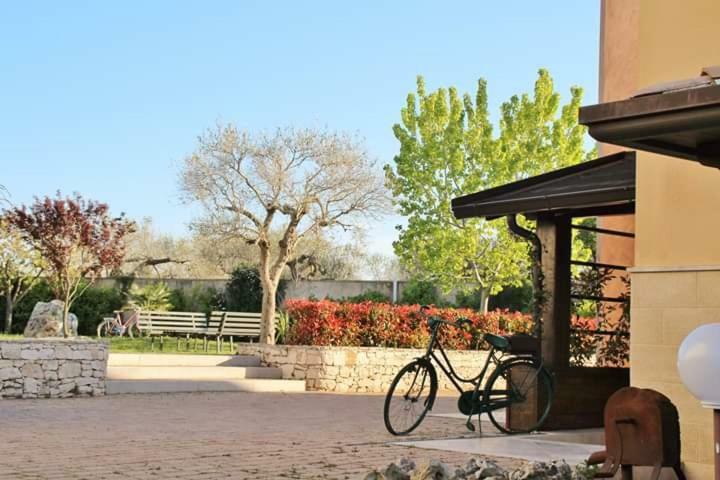 The Holiday House Hotel Santeramo in Colle Exterior foto